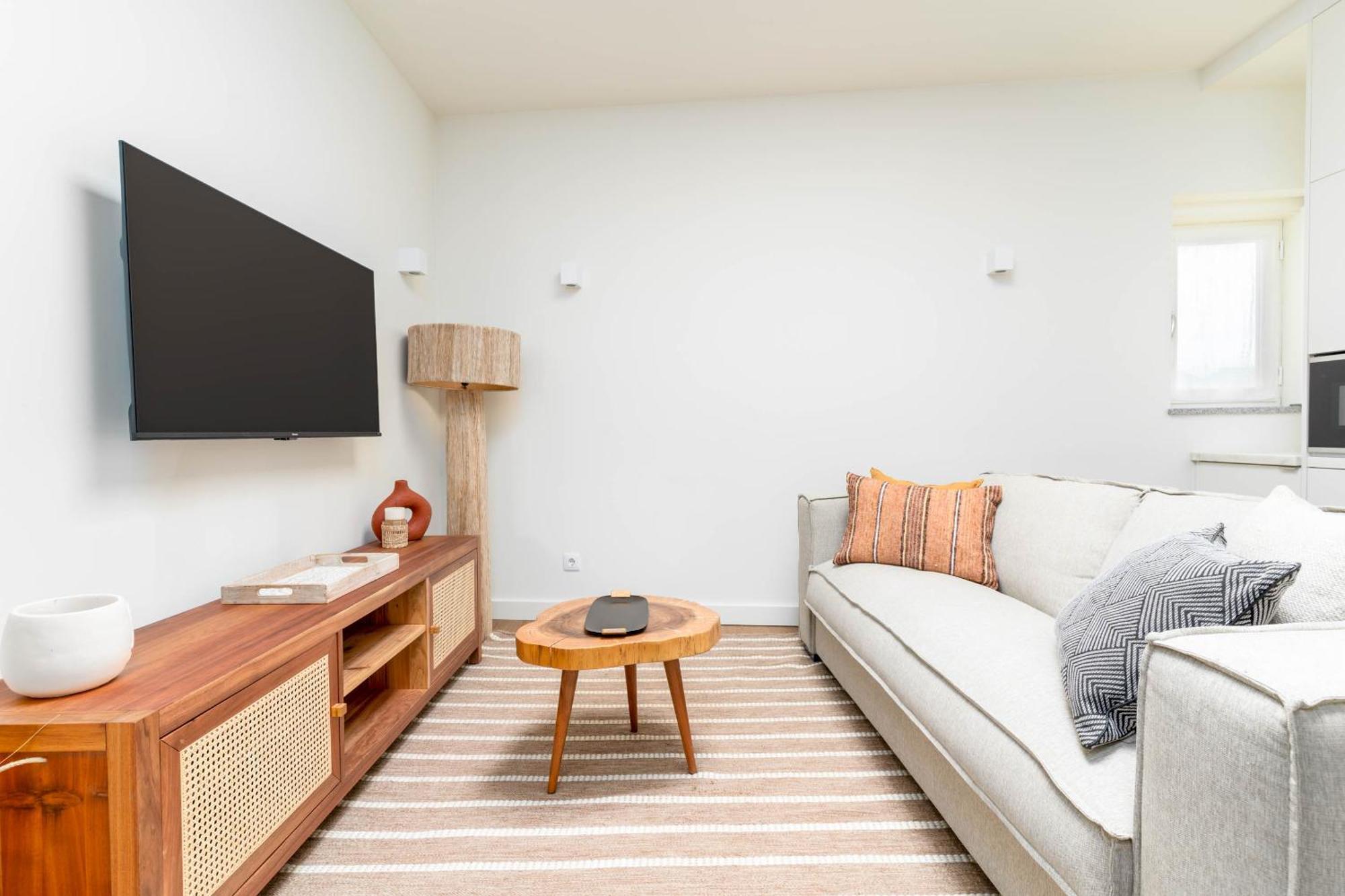 Limehome Evora Largo Dos Penedos Quarto foto